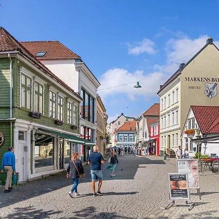 Leilighet 2024 Renovated Luxury Penthouse! Up To 9 Guests! *