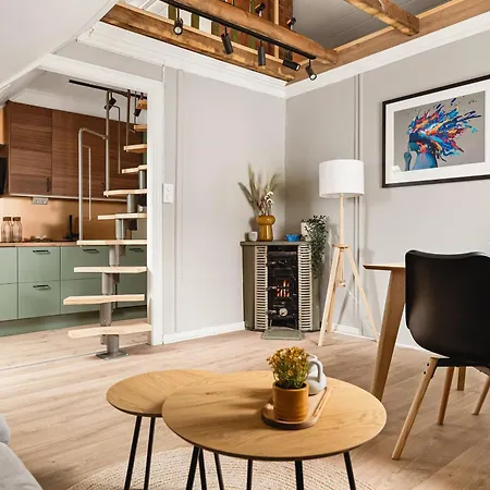 Apartment 2024 Renovated Luxury Penthouse! Up To 9 Guests! Bergen