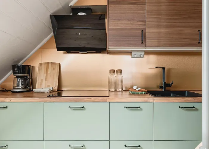 2024 Renovated Luxury Penthouse! Up To 9 Guests! *